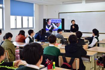 2017�г⵵ �ߵ� �б����¿��汳�� ÷���̹���